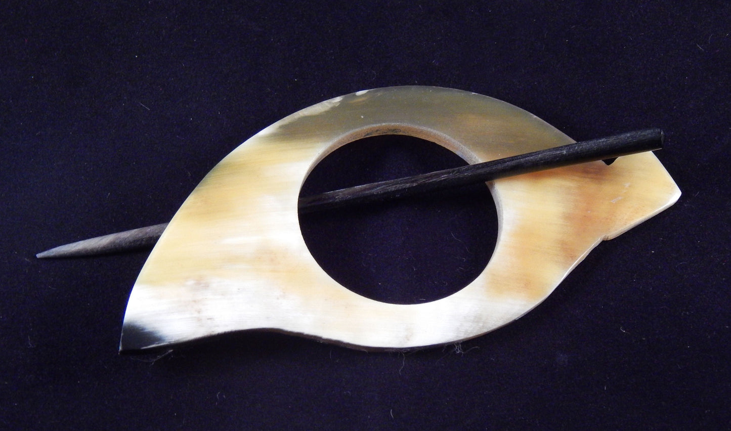 Handmade Brooch Stylish Broach Clip Clasp Hair Pin Holder Natural Closure Glossy Leaf Shape