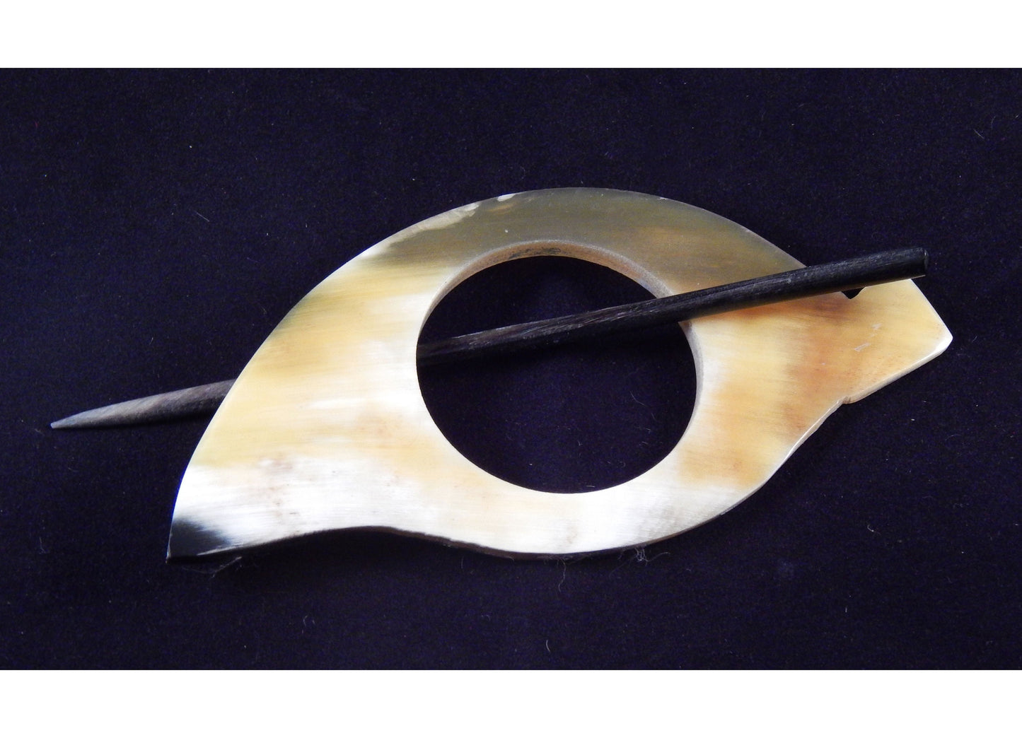 Handmade Brooch Stylish Broach Clip Clasp Hair Pin Holder Natural Closure Glossy Leaf Shape